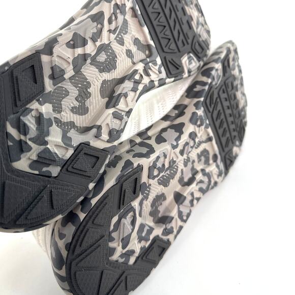 APL Men's White Asteroid Leopard TechLoom Wave Sneakers Size 11 - Picture 8 of 9